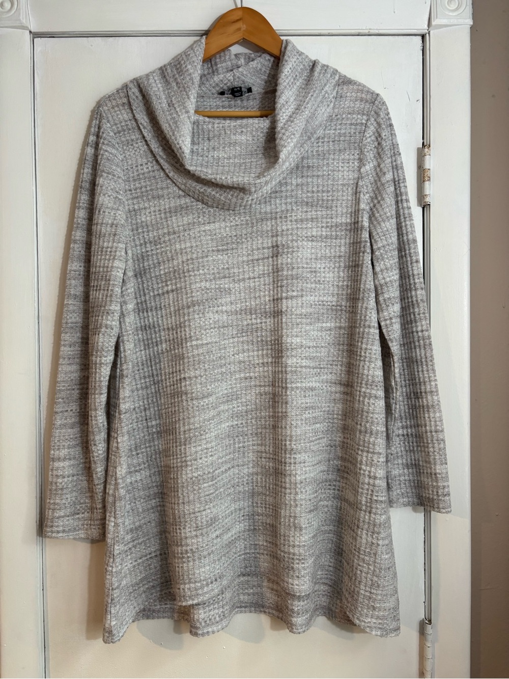 Lane Bryant Heather Light Gray Cowl Neck Tunic Sweater